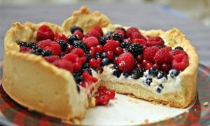 Заливной пирог с ягодами в духовке рецепт с фото Заливное с ягодами и сметаной